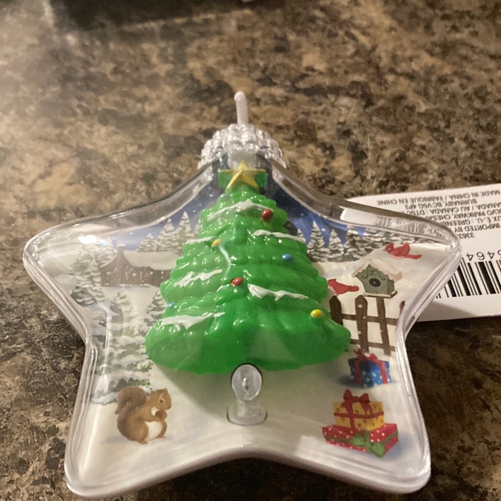 NWT motion activated Christmas tree ornament